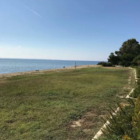 Ideal 3-floor Maisonette Next To The Sea Gerakini